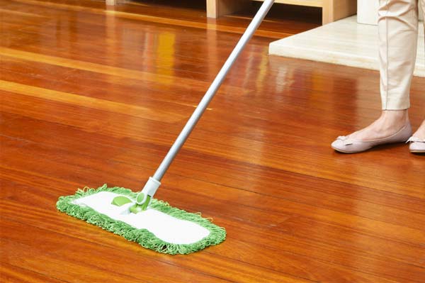 làm sạch những vết bẩn cứng đầu